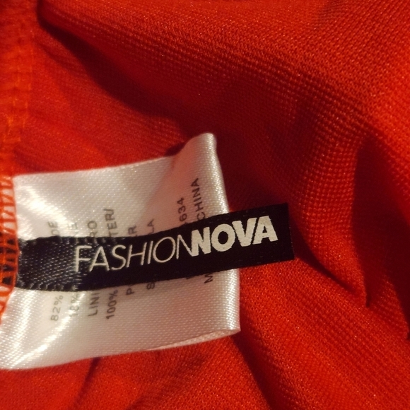 Fashion Nova Small Red One Piece Swimsuit - Picture 3 of 4